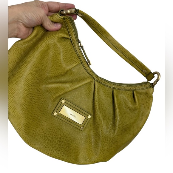Calvin Klein hobo bag chartreuse green leather - Picture 1 of 5